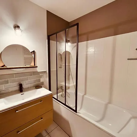 T2 Du Centre, Charme Et Exotisme