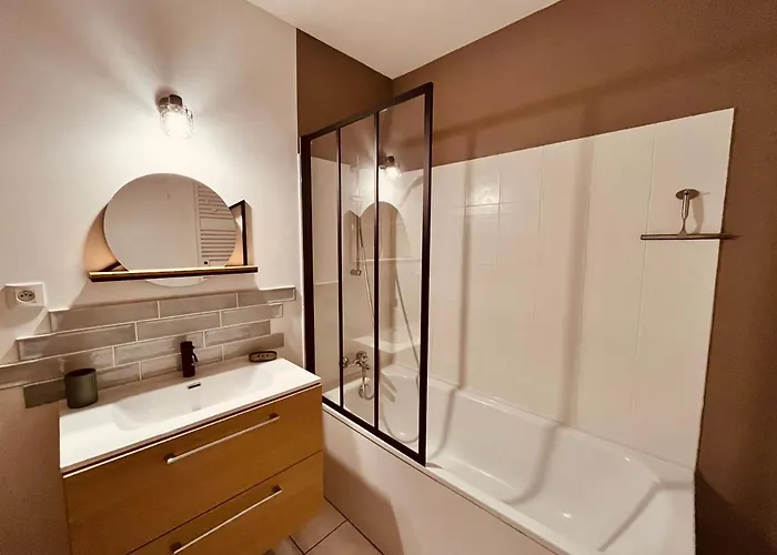 T2 Du Centre, Charme Et Exotisme